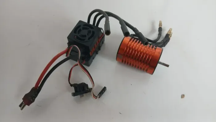 Motor F540 3300KV sem escova com  60A ESC para Wltoys 144001 124019 RC 124018