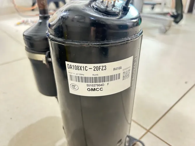 Compressor de 12000 btus inverter Fujitsu seminovo