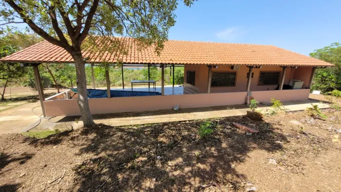 Pesqueiro no Vale do beijui, Serra da Mesa 6.500M² com Rancho completo.