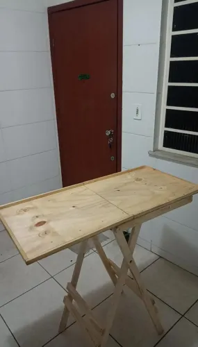 MESA DOBRÁVEL PARA VENDEDORES