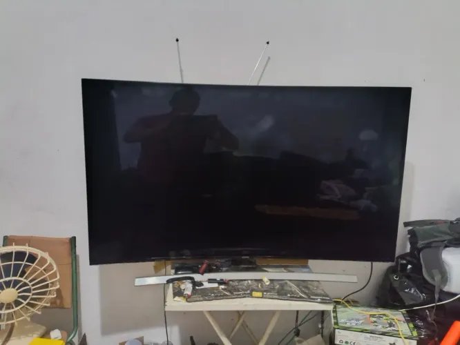 Tv Samsung Curva 55 com defeito 
