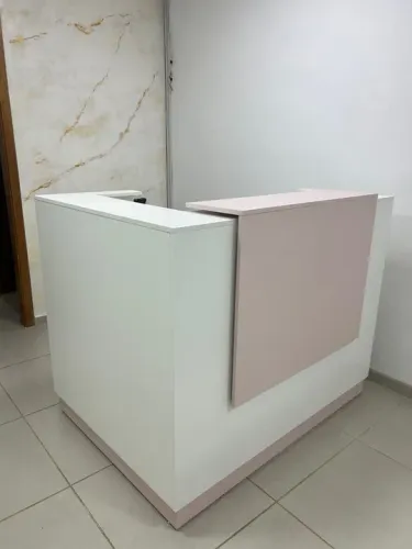 Balcão para recepção/ escritório