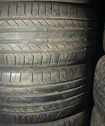 Par de pneus 19 Journey , Evoque , Equinox 235/50 R19 semi novos ( 235/50/19 )