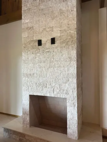 Revestimento Travertino Rockface Nacional 