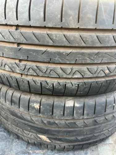 Pneu 205/55/16 Continental  86 % Vida 