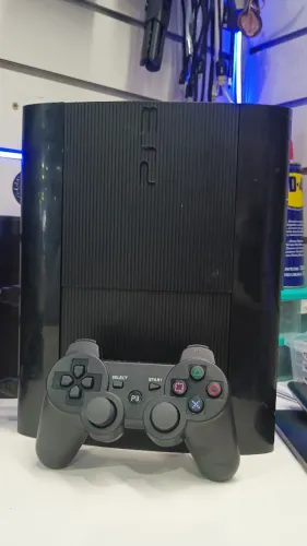 Ps3 250gb com 1 controle cheio de jogos