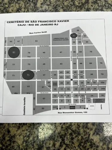 JAZIGO PERPÉTUO NO CEMITÉRIO DO CAJU, RJ - ALA NOBRE