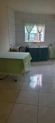 Alugo Kitinet no Loteamento Jardim Botânico 