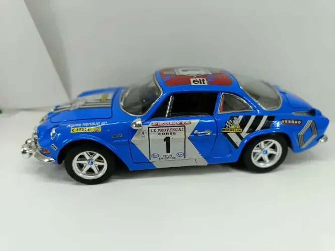 Burago Renault Alpine A110 Escala 1:16