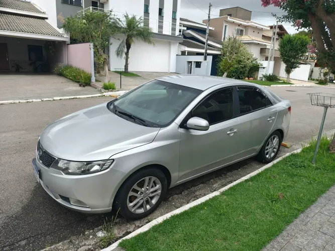 Kia Motors Cerato 1.6 16V Aut. 2012