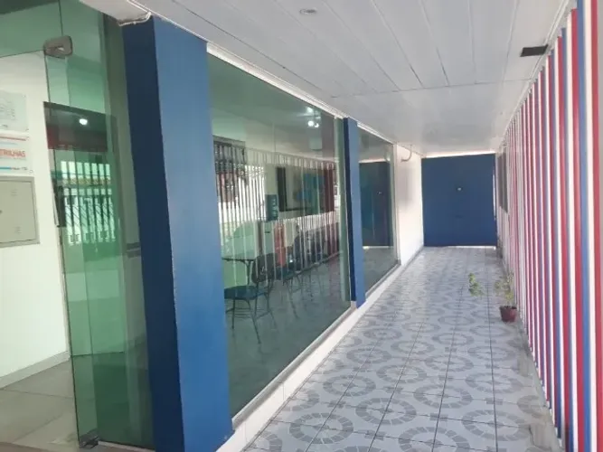 Prédio Escolar de 2.200m² Com 15 Salas de Aulas - Campos Elisios