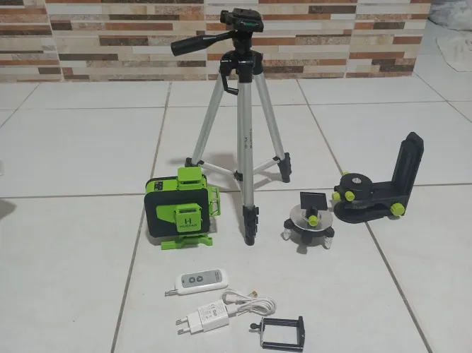 Nível a laser 16 linhas.