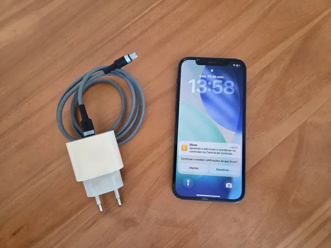 Iphone 12 64GB azul usado