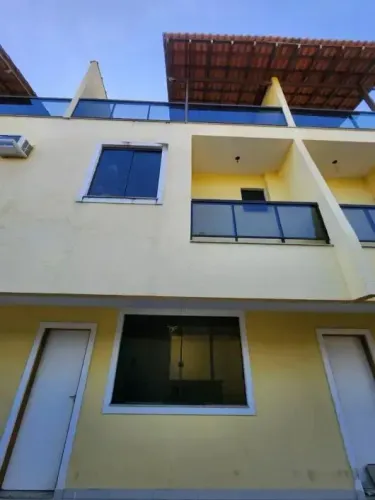 Casa Triplex 03 Quartos em Senador Vasconcelos - RJ.