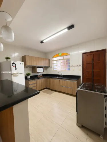 Casa para Venda em Contagem, Fonte Grande, 3 dormitórios, 1 banheiro, 1 vaga