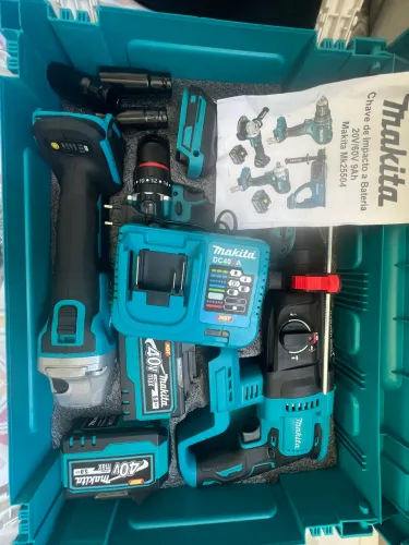 MAKITA