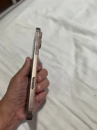 iPhone 16 pro Max 256 garantia até agosto 2026 sem marcas de uso semi novo 