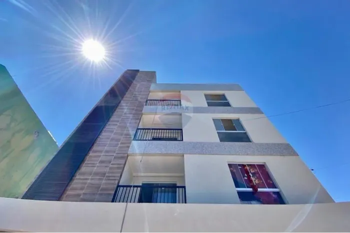 PRÉDIO COM APARTAMENTOS QNM 4 CONJUNTO A CEILANDIA NORTE