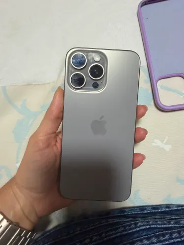 iPhone 15 pro Max 1T
