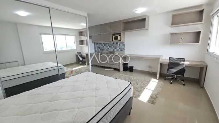 Studio mobiliado de 29 m² para alugar no Centro Cívico, Curitiba - em frente ao Shopping M
