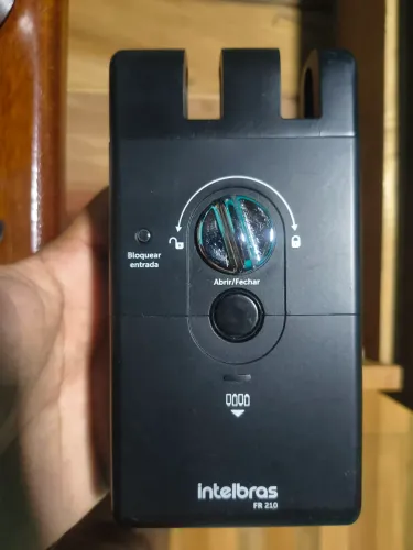 Fechadura eletrônica