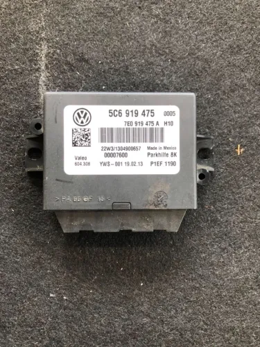 Módulo Sensor de Estacionamento Volkswagen Original 5C6919475 - Park Pilot / PDC