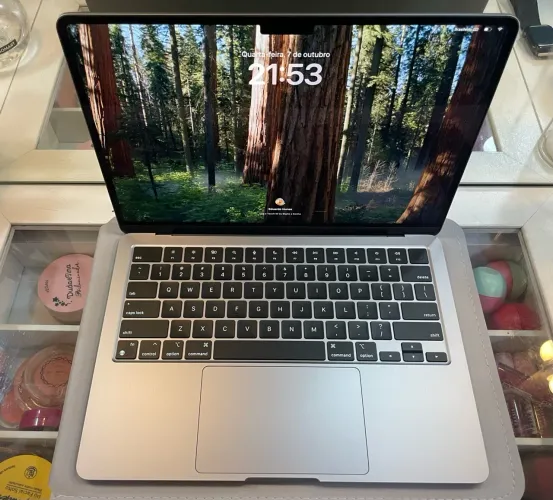 MacBook Air M3 - 8gb/256gb (Saúde da bateria 100%)