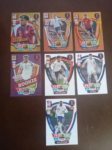 Lote 7 cards especias Adrenalyn Panini Copa 2022 