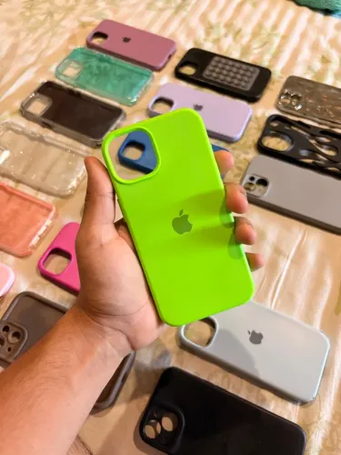 Capinha Silicone IPhone 13/14 Verde Neon