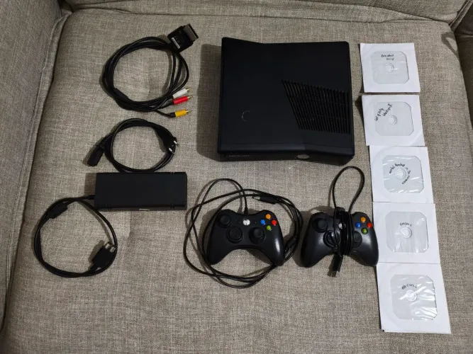 Vendo Xbox 360