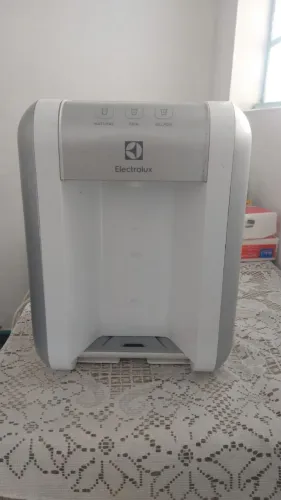 Vendo se bebedor elétrico funcionando novo por 350