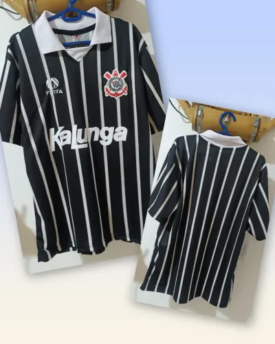 Camisa Corinthians retrô Kalunga anos 90