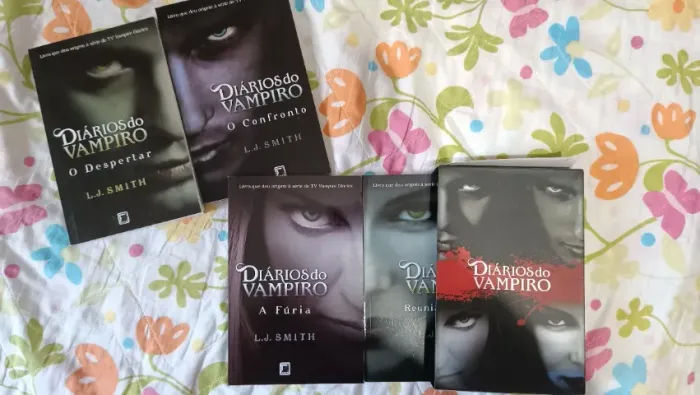 Box Livros Diários do Vampiro 4 volumes 