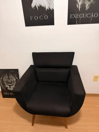 Kit Escritório Completo - Mesa + Cadeira Presidente + Poltrona
