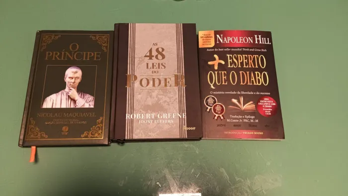 Vendo Livros: 48 Leis do Poder, Mais Esperto que o Diabo e o Príncipe Nicolau Maquiavel 