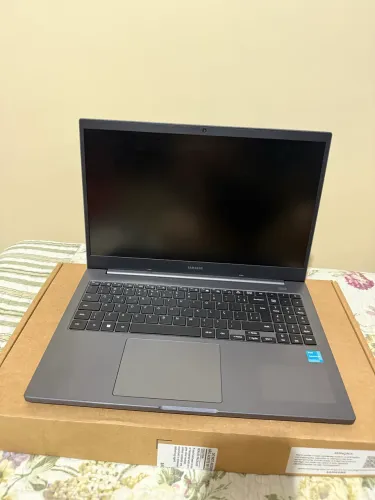 Samsung Book NP550XDA