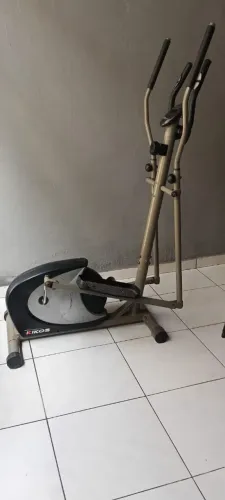 Bicicleta Elíptico KIKOS para exercícios 