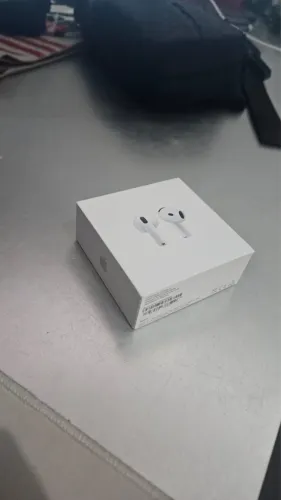 Airpods 4 LACRADO