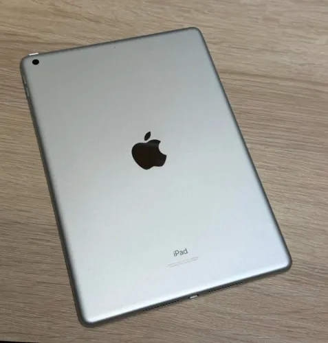 iPad 9ª Geração - Bateria 95% - Com Capa - Impecável