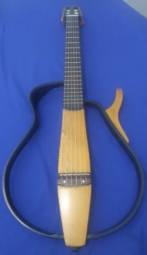 Violão Yamaha silent vazado