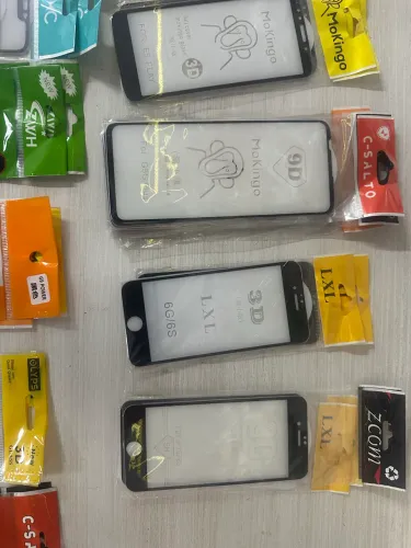Kit com capas e películas