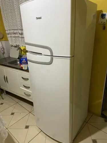 Geladeira Consul Frost Free em Ótimo estado