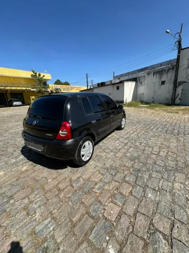 Renault Clio Hi-flex 1.0 16V 5P 2011