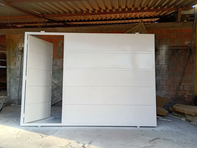 Portão galvanizado de garagem 
