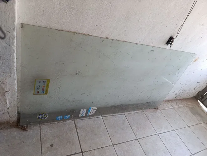 Porta fixa de vidro