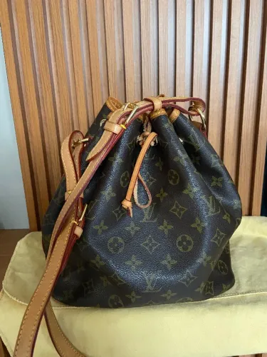 Bolsa louis vuitton noé bucket