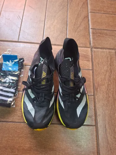 Tênis Adidas Adzero 3 . Número 41