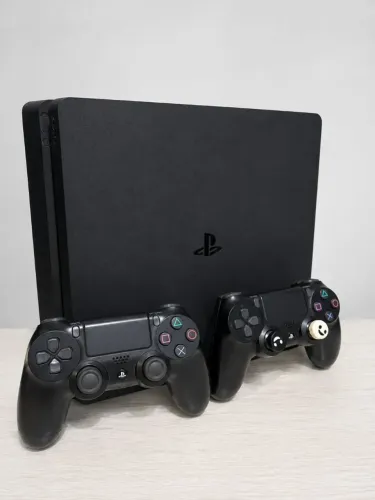 Ps4 500gb + gta V