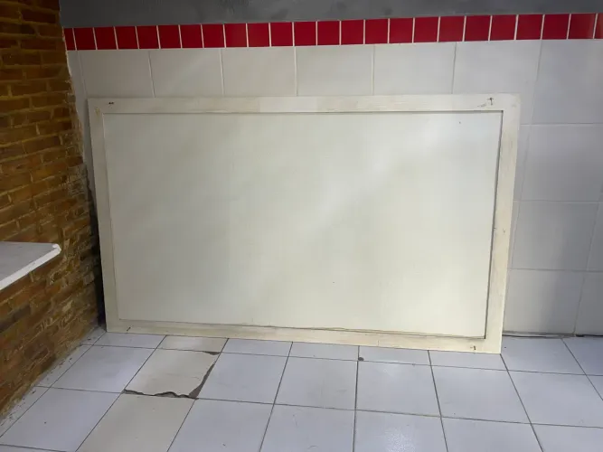 VENDE-SE QUADRO ESCOLAR 2 METROS DE LARGURA E 1,20 DE ALTURA