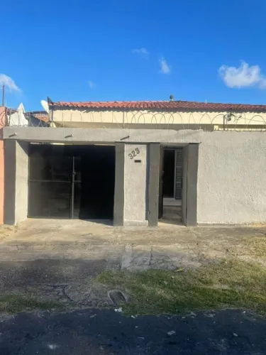 Casa residencial exclusiva para aluguel no Padre Andrade, Fortaleza